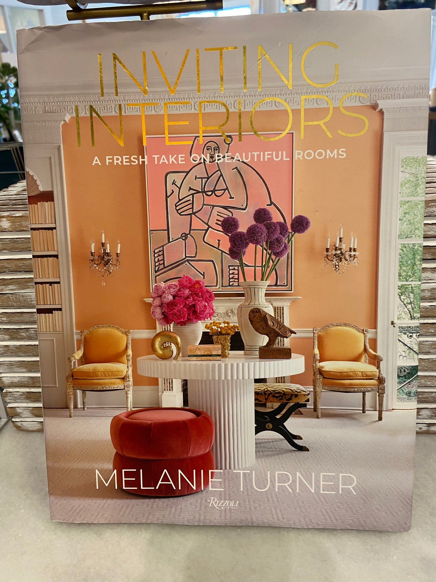 BOOK-INVITING INTERIORS