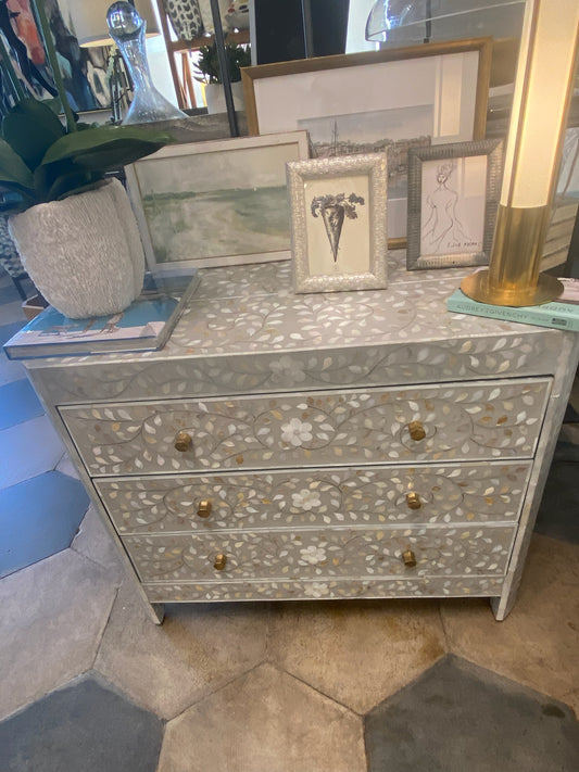 Inlay Chest