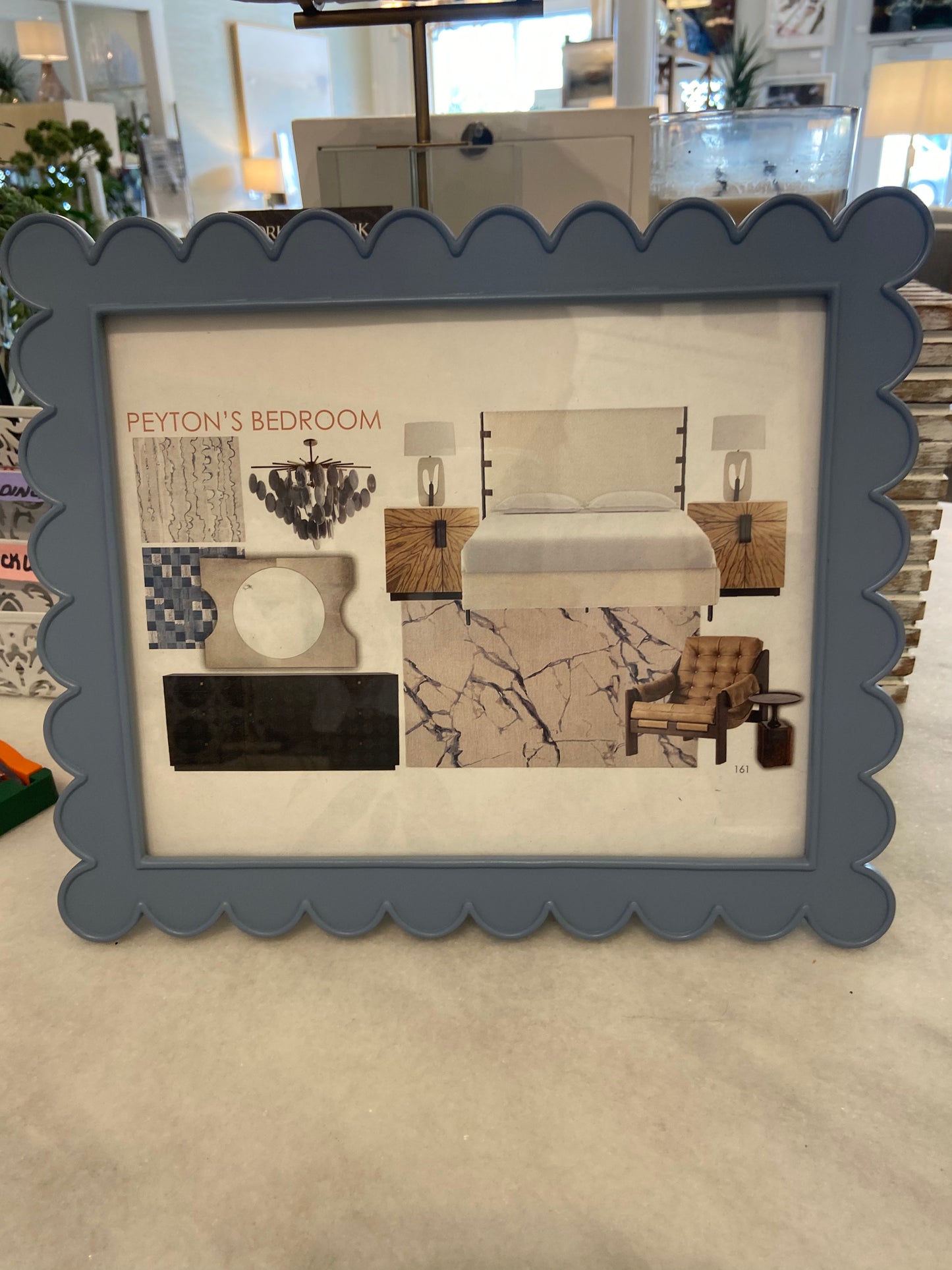 BLUE SCALLOP EDGE FRAME 8X10