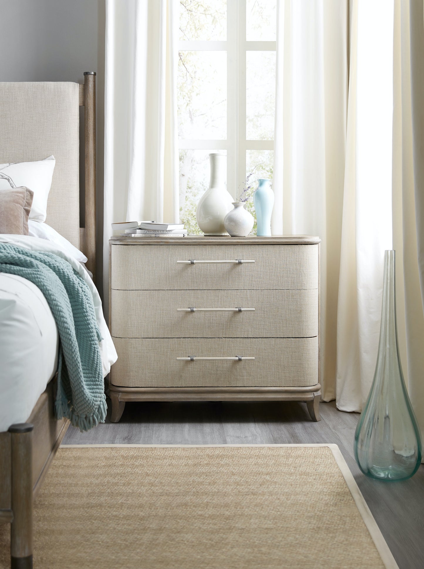 Bachelor's Chest