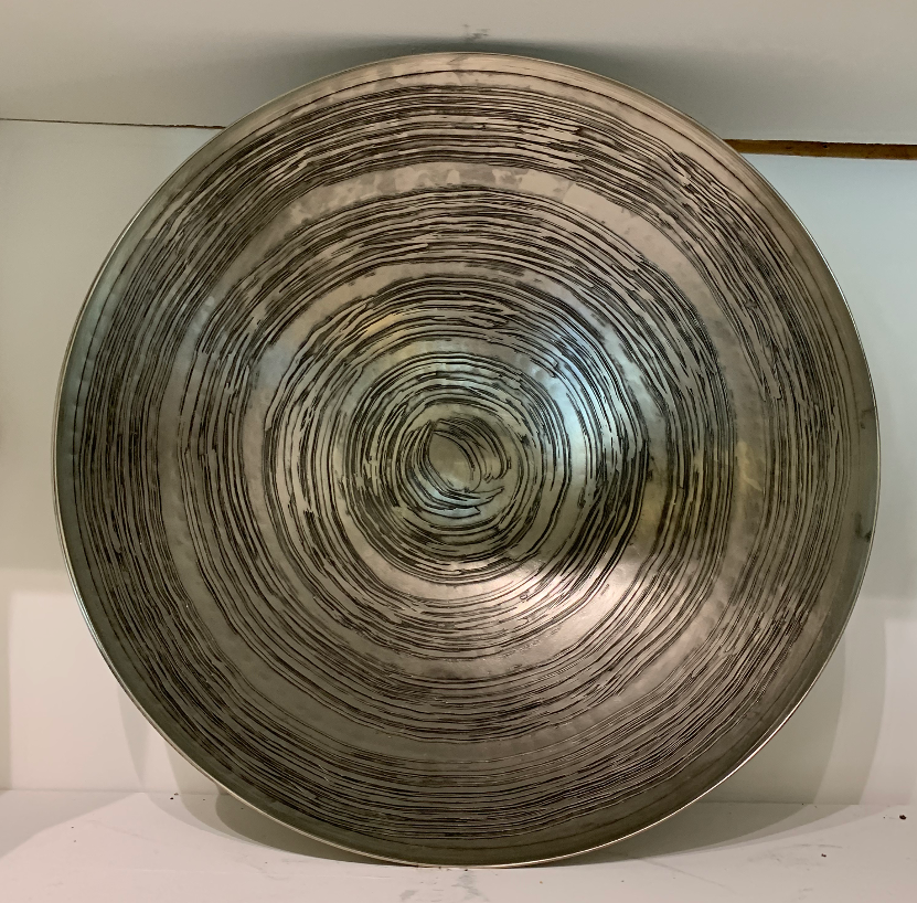 Metal Swirl Bowl